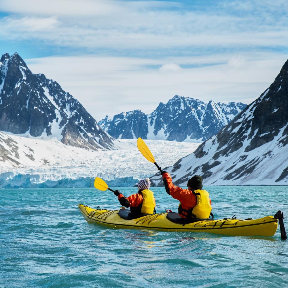 Kayaking in den Magdalenefjorden-Svalbard –Arktis