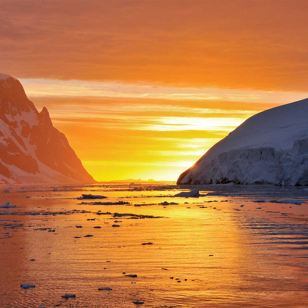 Sonnenuntergang in der Antarktis